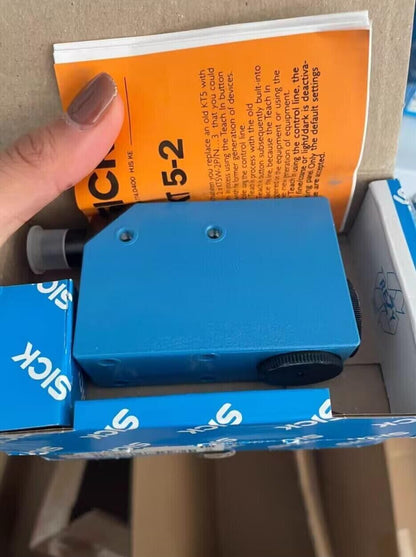 1PCS SICK KT5W-2P1116 KT5W2P1116 SNESOR IN BOX