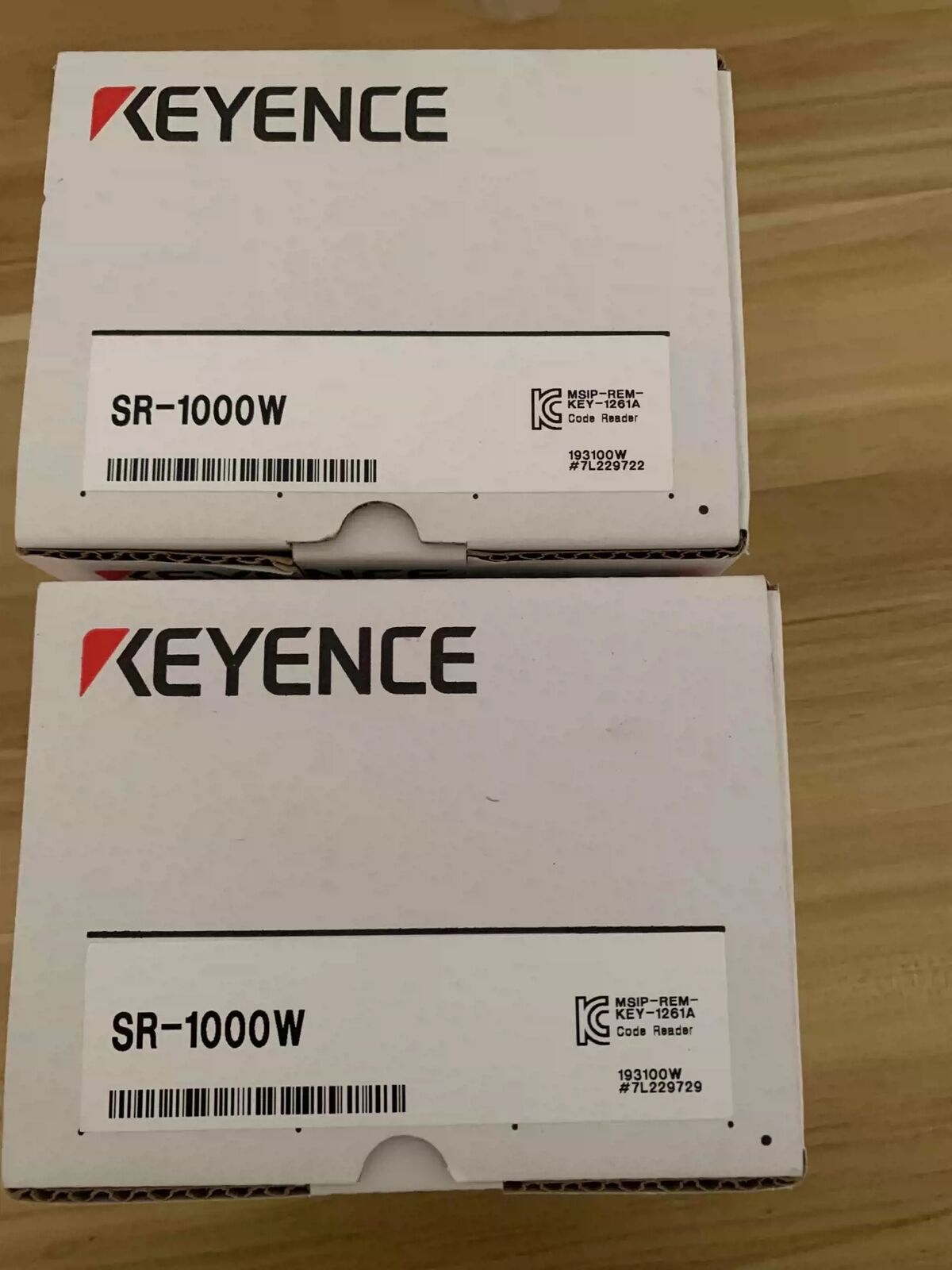 KEYENCE SR-1000W Barcode QR Code Scanner with Box - KEYENCE