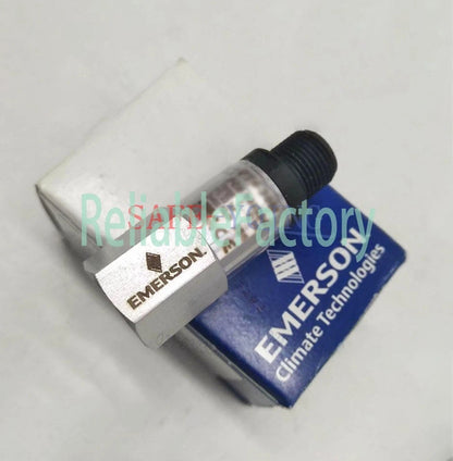 One EMERSON PT4-18M pressure sensor PT418M