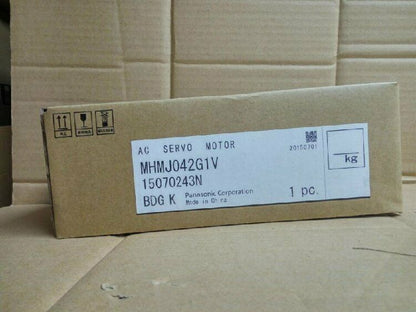 new One Panasonic AC Servo Motor MHMJ042G1V 400W - PANASONIC