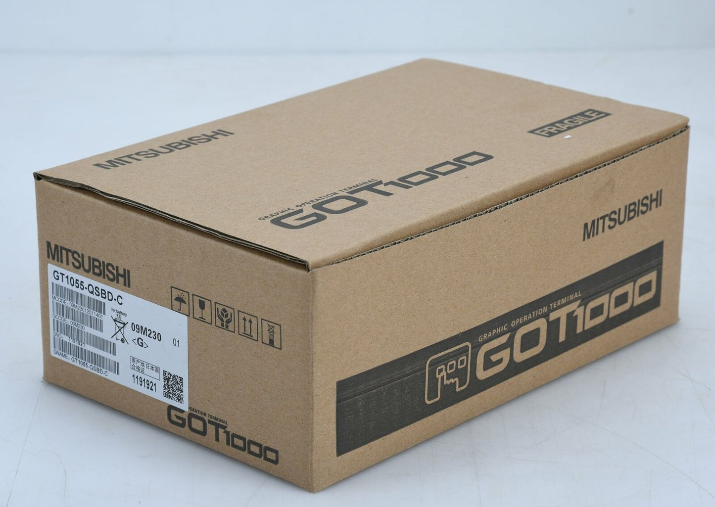 Mitsubishi HMI GT1055-QSBD-C GT1055QSBDC - MITSUBISHI