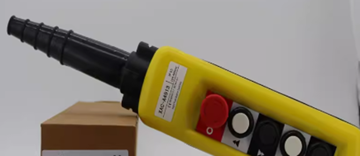 New Schneider XAC-A4913 Push Button Control - SCHNEIDER