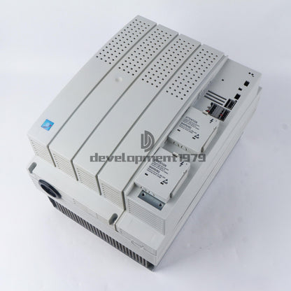 new ONE Lenze E82EV223K4B241 E82EV223-4B241 Frequency Inverter Converter - LENZE