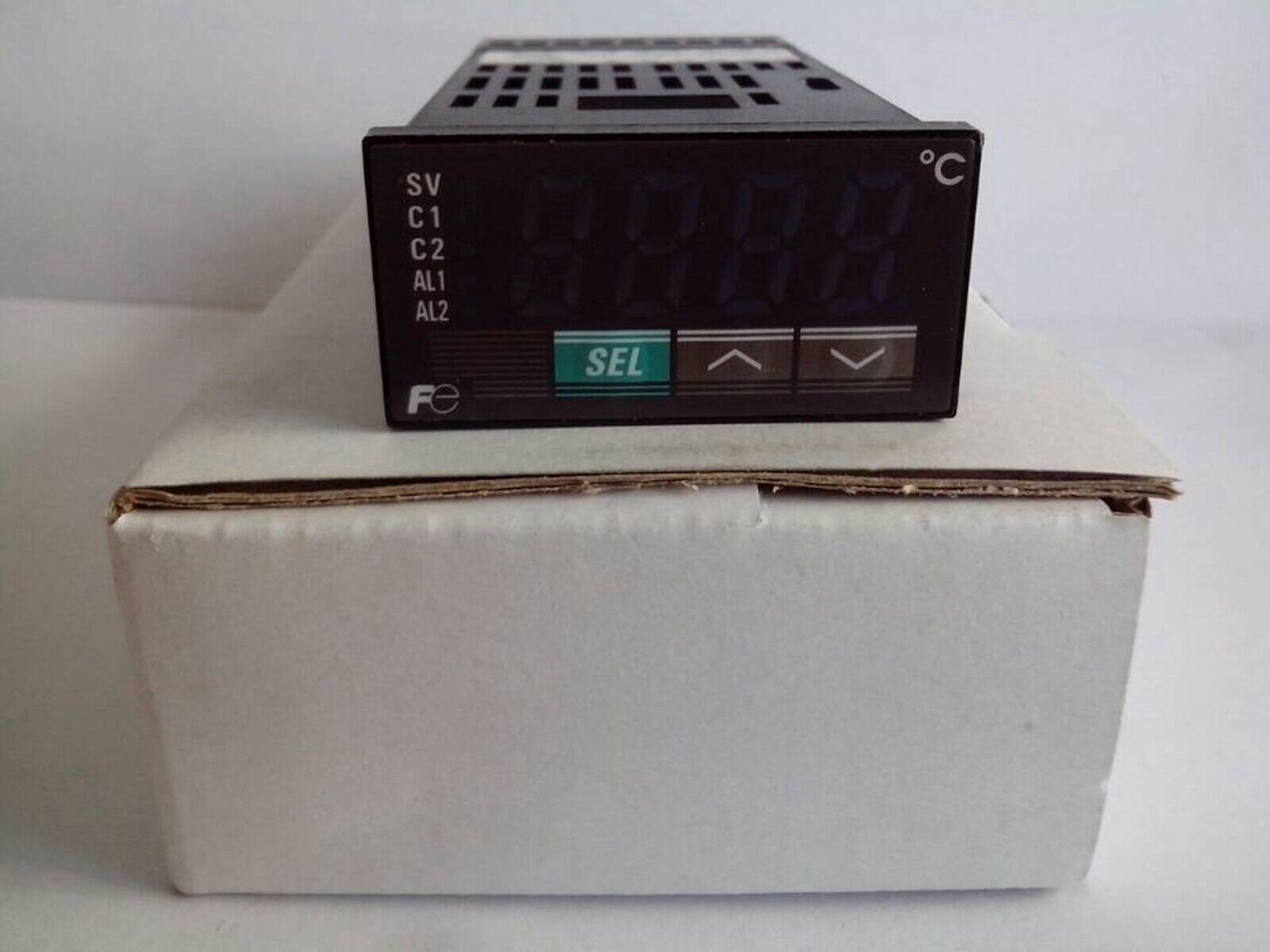 FUJI PXR3TCY2-0V000 Temperature Controller – High-Precision Temperature Regulation - FUJI