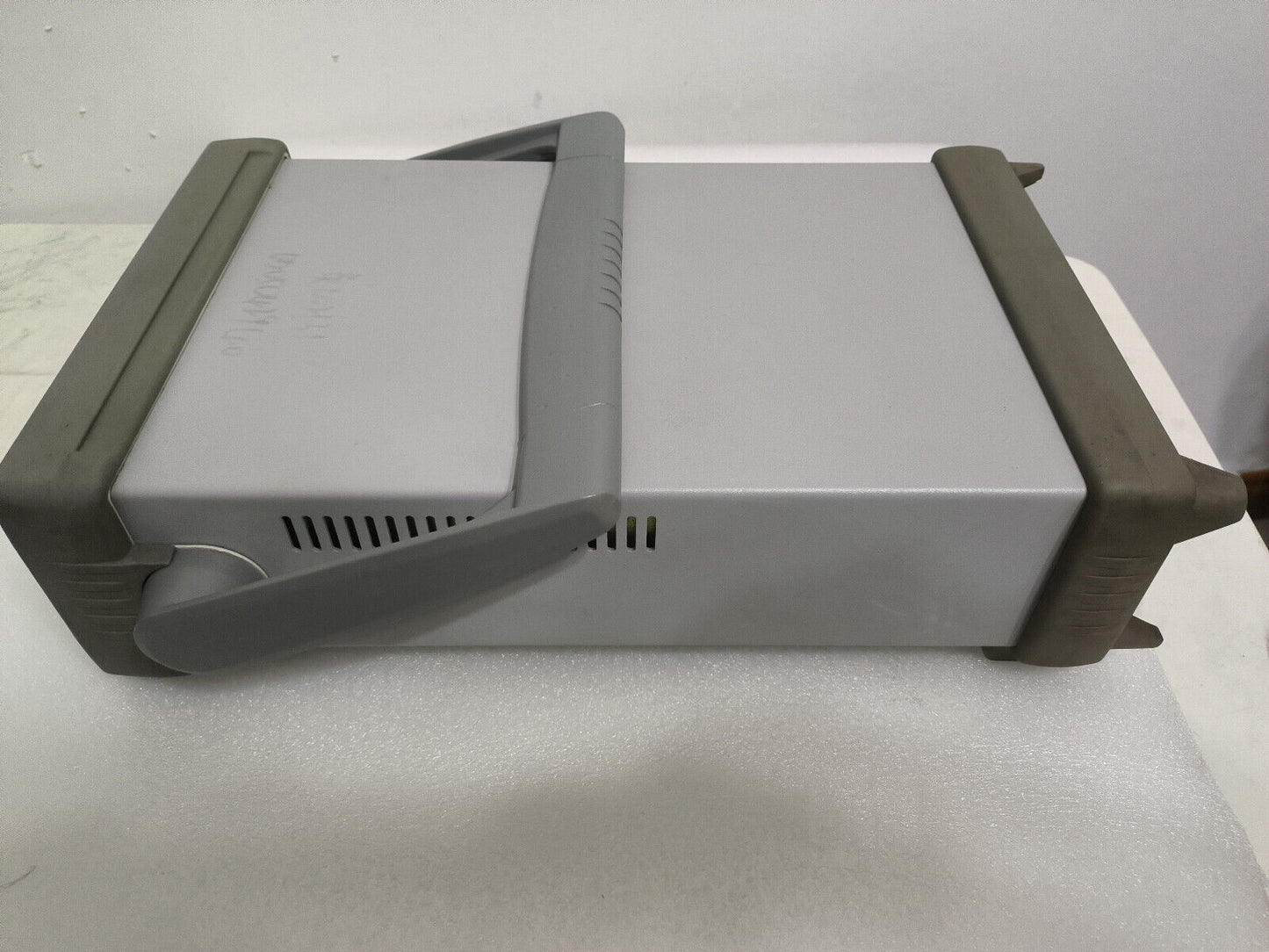 used cxKEYSIGHT/Agilent/HP 53132A 225 MHz Universal Frequency Counter - HP