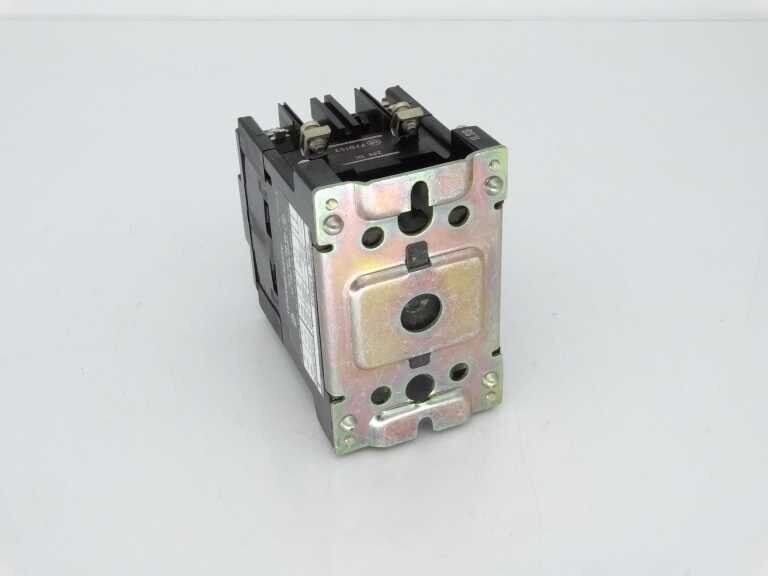 Allen Bradley 700DC-R200Z24 relay series b - ALLEN BRADLEY