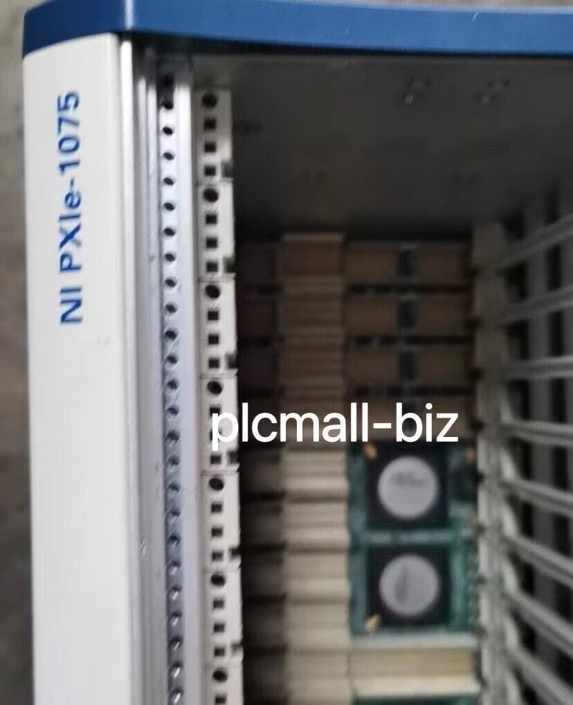 used American NI PXIE-1075 Industrial control box（/）fast - NI