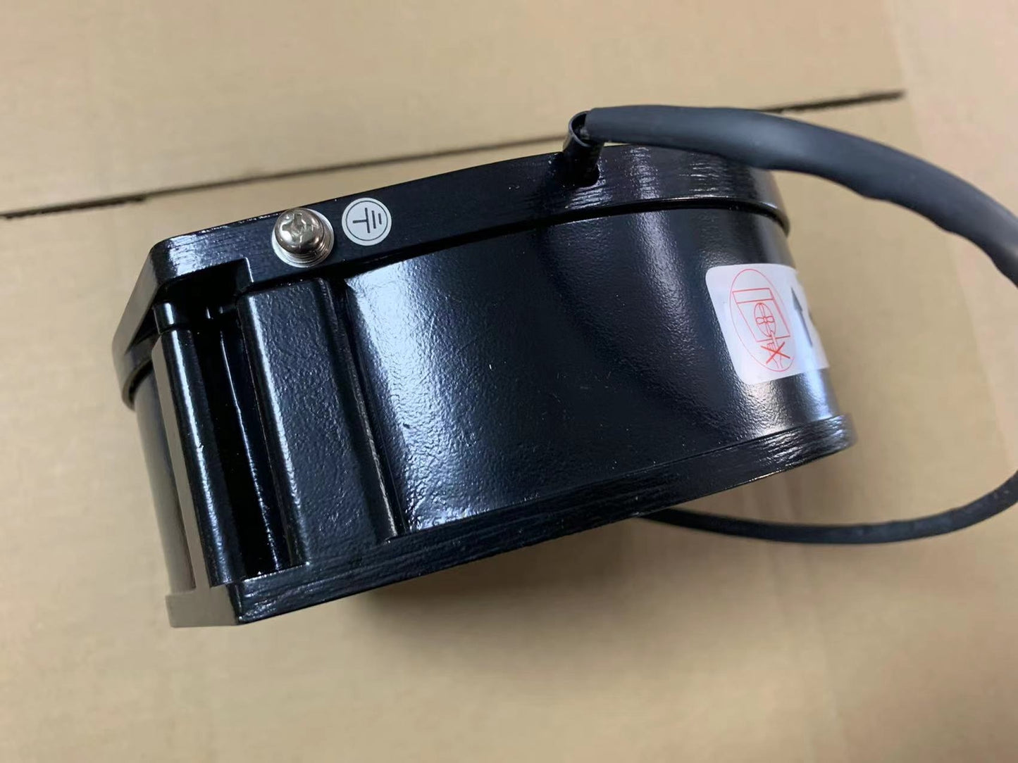 new 1pcs IKURA US7506X-TP 100V iron leaf fan
