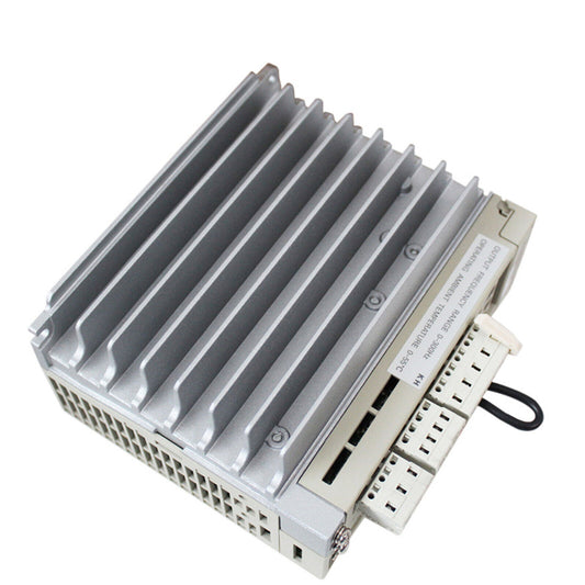 *YASKAWA* *SGDM-04ADA* Servo Drive - YASKAWA