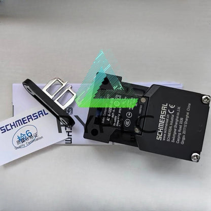 1Pcs FOR Schmersal Safety Switch AZ16-12ZIB1-M16 Freight Free