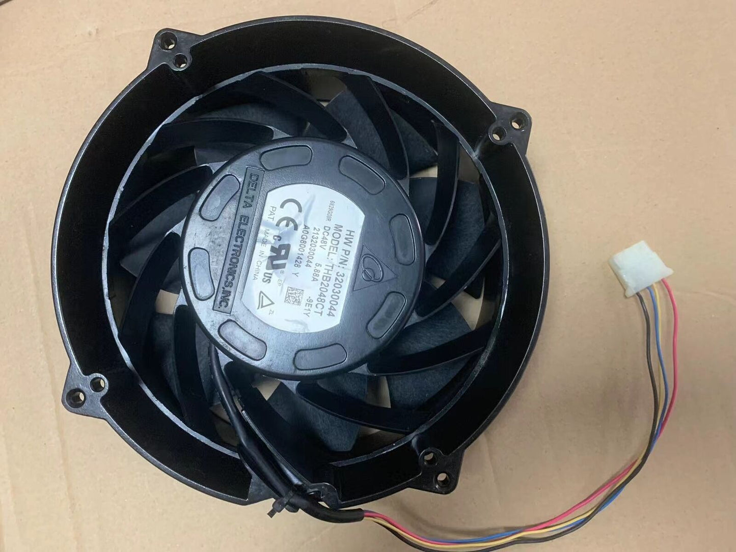 new Delta DELTA THB2048CT 48V 5.88A Huawei server cooling fan ultra violent - HUAWEI