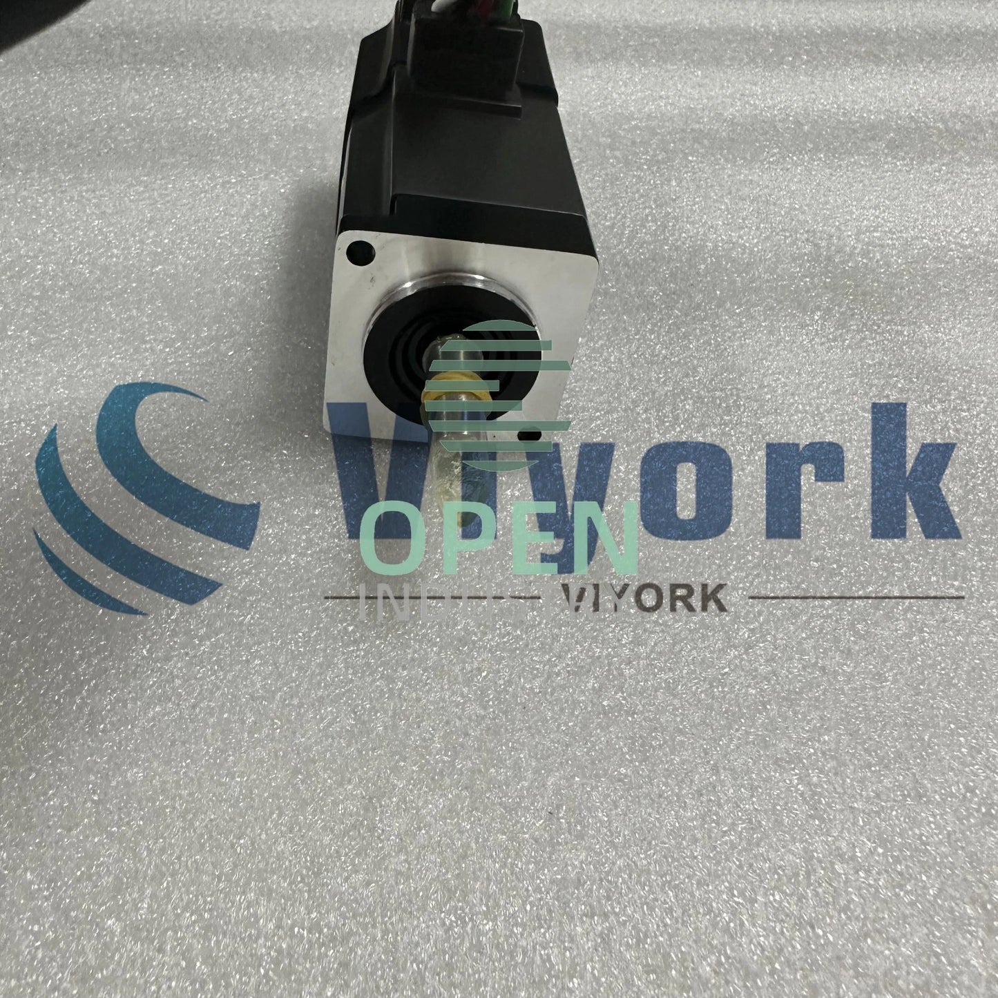 1PCS Mitsubishi HC-MFS13-UE AC SERVO MOTOR AC 100W 3PH 105V 0.9A