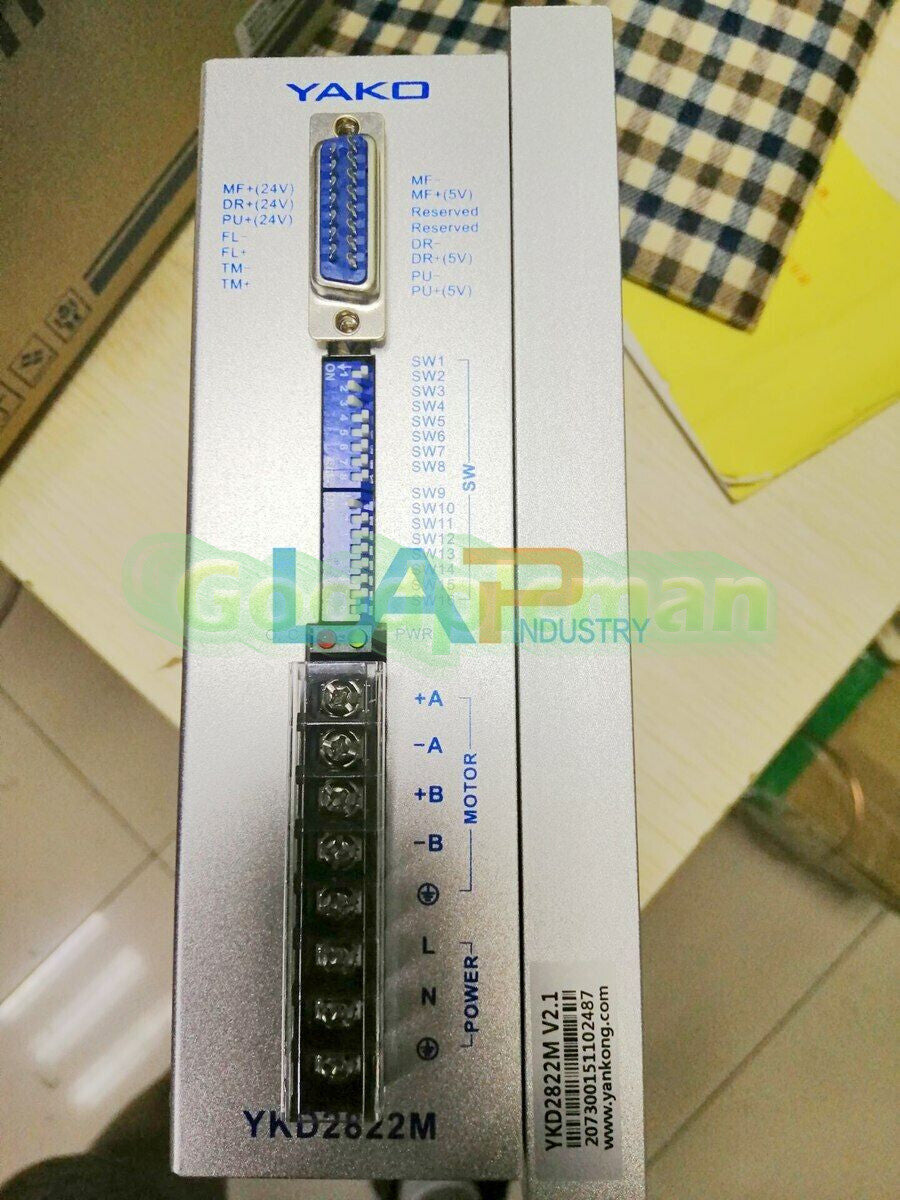 1Pcs For YAKO Stepper motor drive YKD2822M 110-220Vac