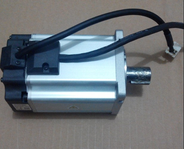 1PC PANASONIC AC SERVO MOTOR MHMD082P1U