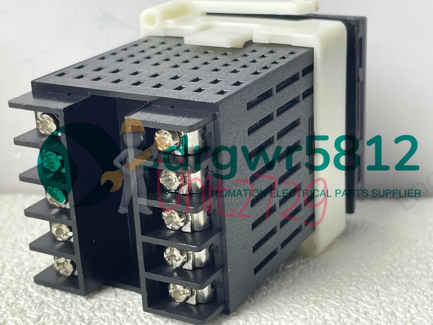 E5CSR1KJXF Omron E5CS-R1KJX-F Temperature Controller In Box #un