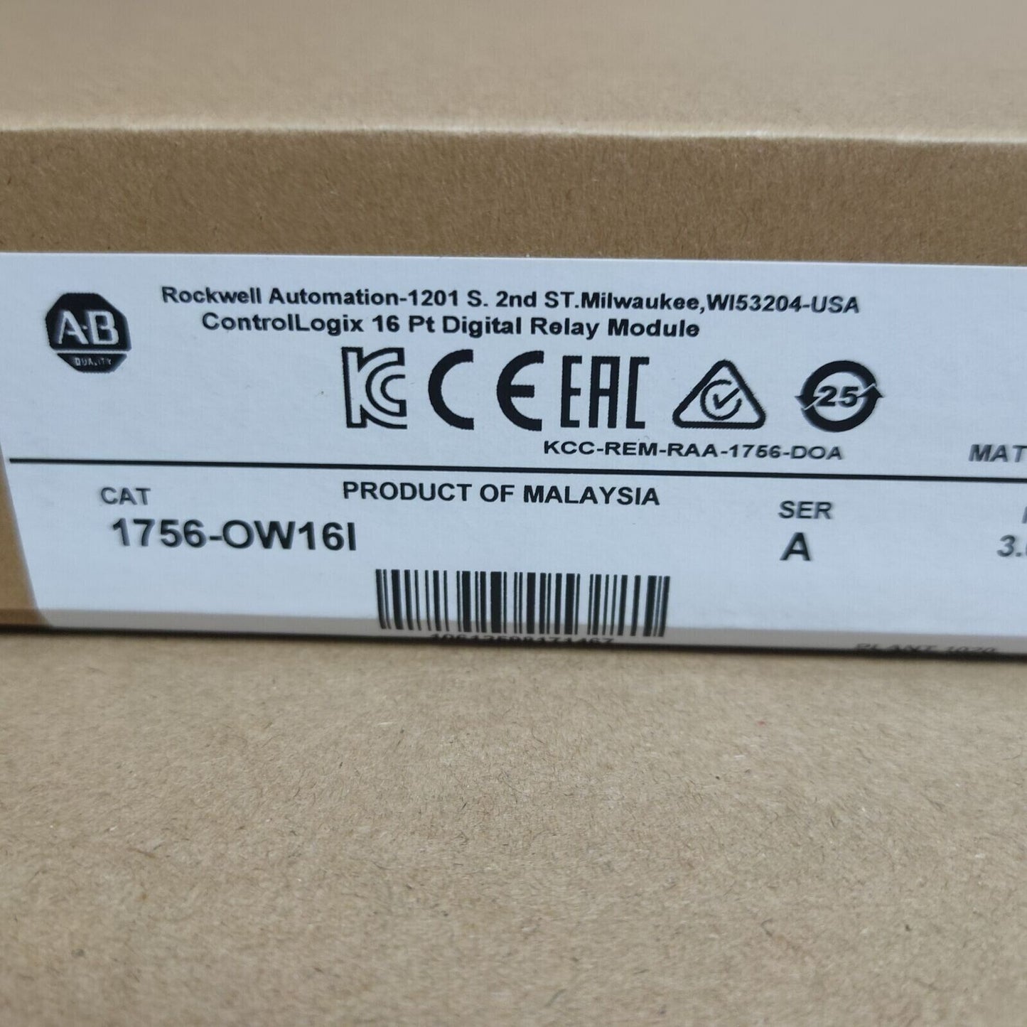 Allen-Bradley 1756OW16I Digital Relay Module for PLC - ALLEN-BRADLEY
