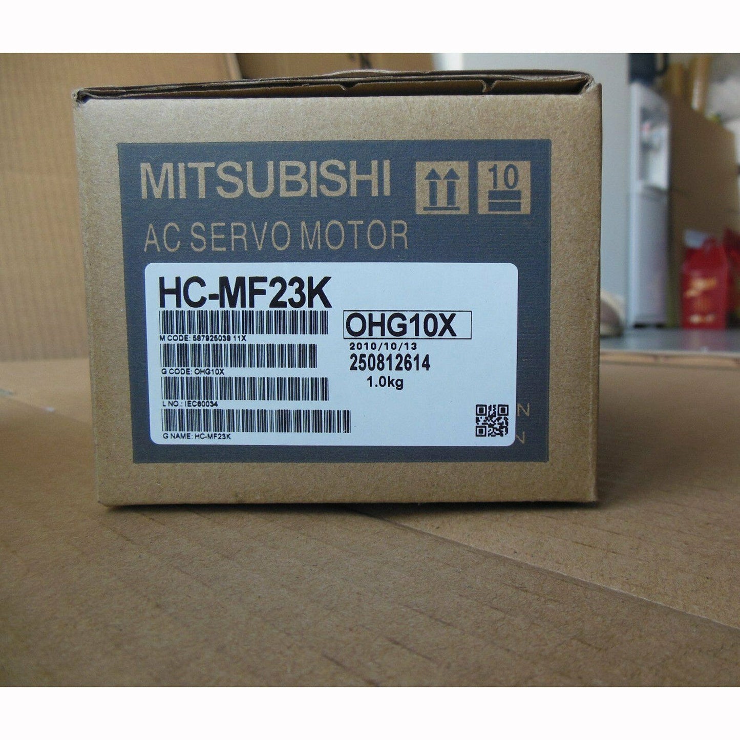 Mitsubishi HC-MF23K Servo Motor 1PC in box - MITSUBISHI