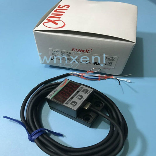new 1PC SUNX DP2-40E DP240E Pressure Sensor In Box ping - SUNX