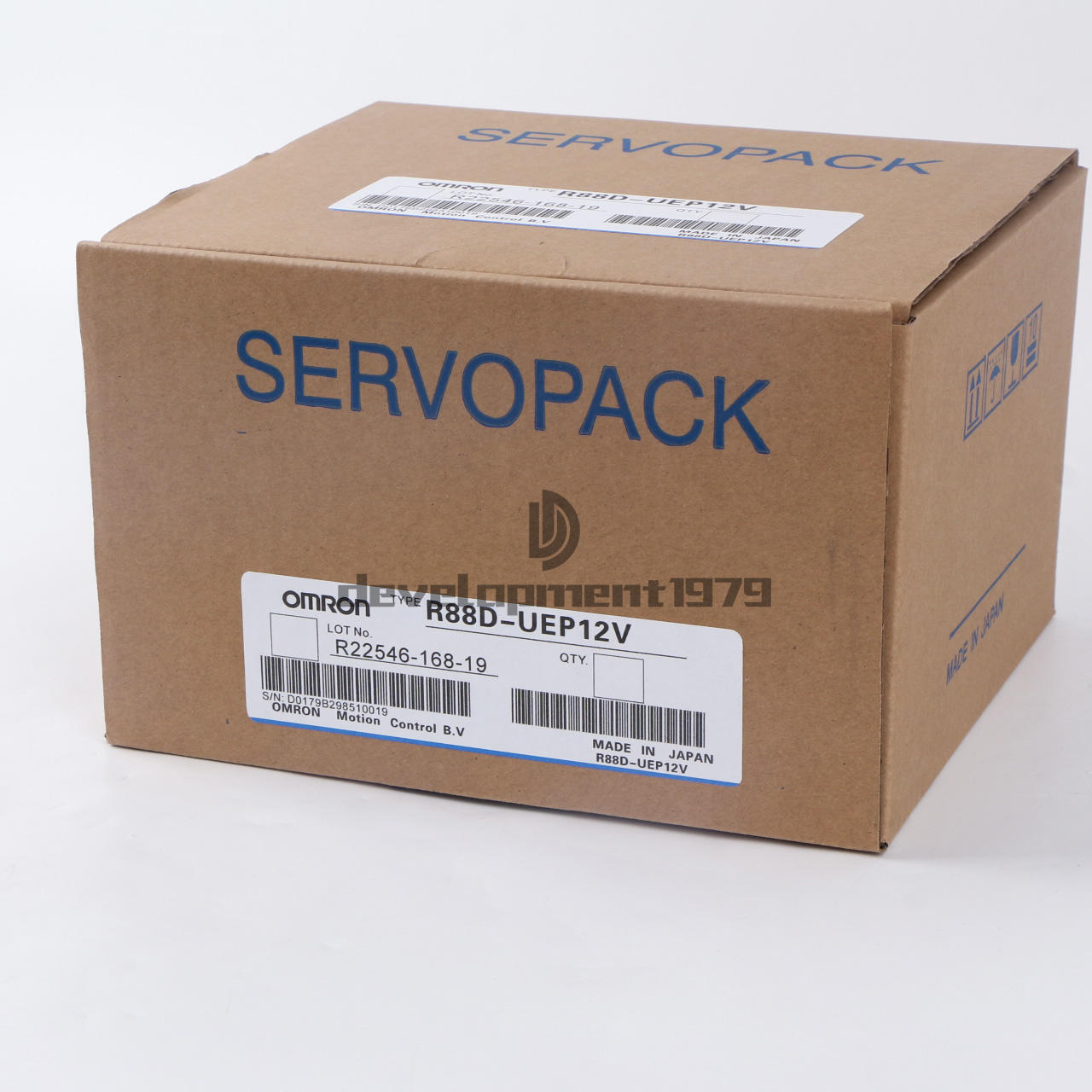 new ONE Omron R88D-UEP12V Servo Drive - OMRON