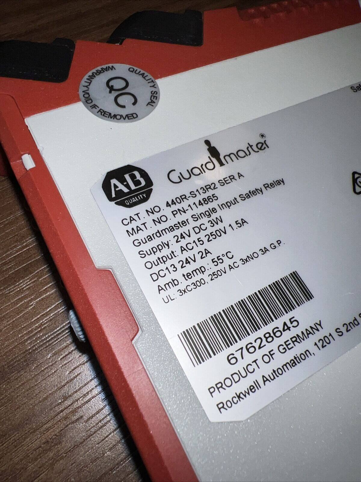 Allen-Bradley Guardmaster Safety Relay 440R-S13R2 NEW USA - ALLEN-BRADLEY