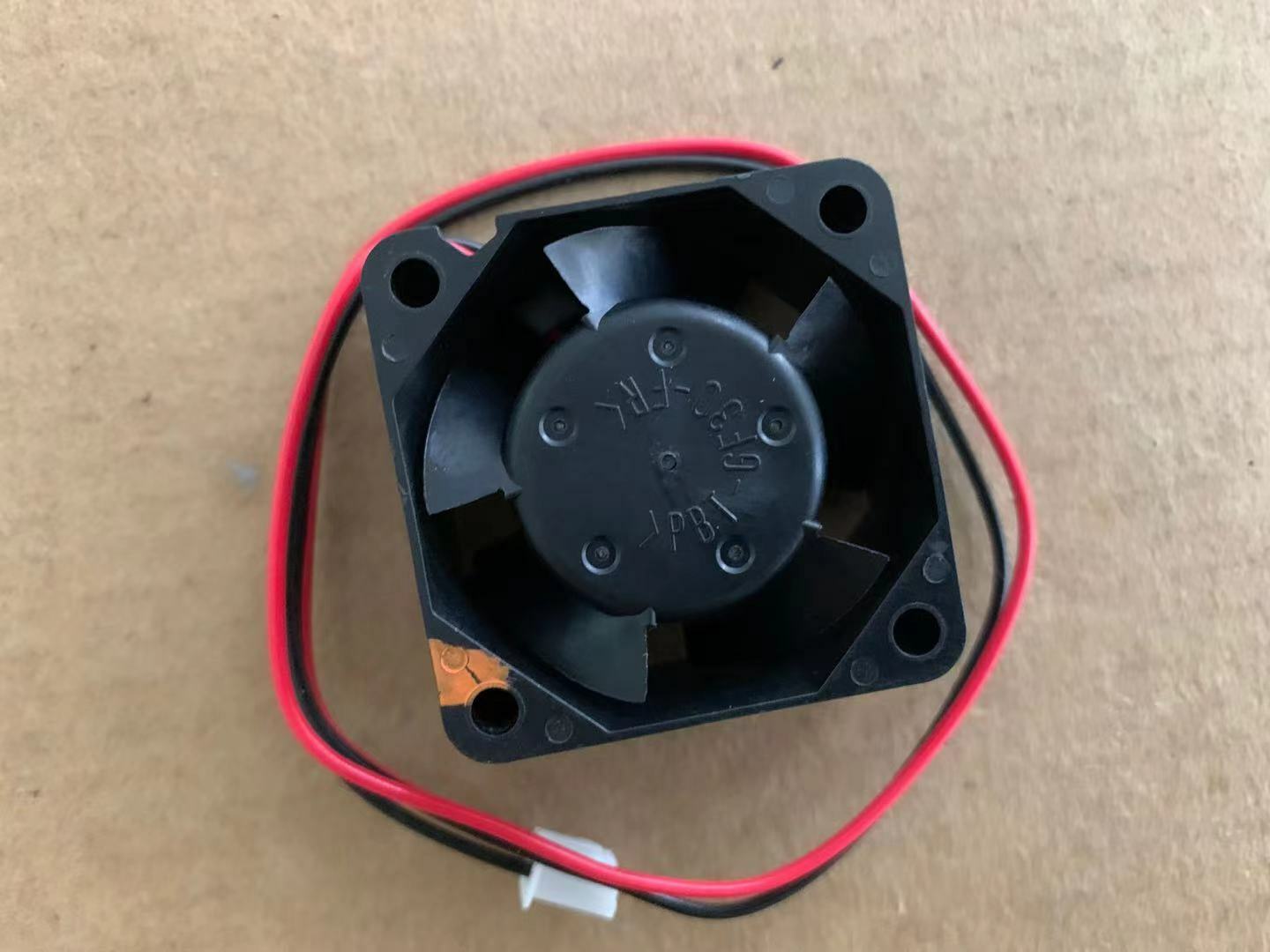 new NMB-MAT 4020 12V 0.25A 1608KL-04W-B70 4CM 2-wire cooling fan