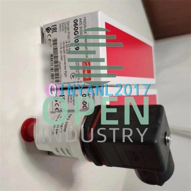 1PCS Danfoss pressure transmitter AKS3000 060G1019