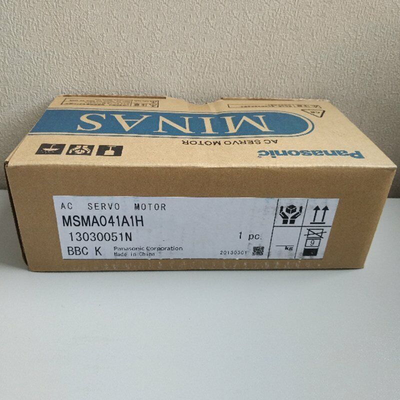 new 1PCS  In Box For Panasonic AC Servo Motor MSMA041A1H One year