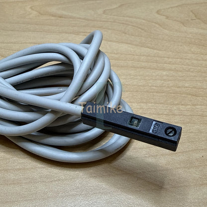 ! SMC D-Y59B Solid State Auto Reed Limit Switch