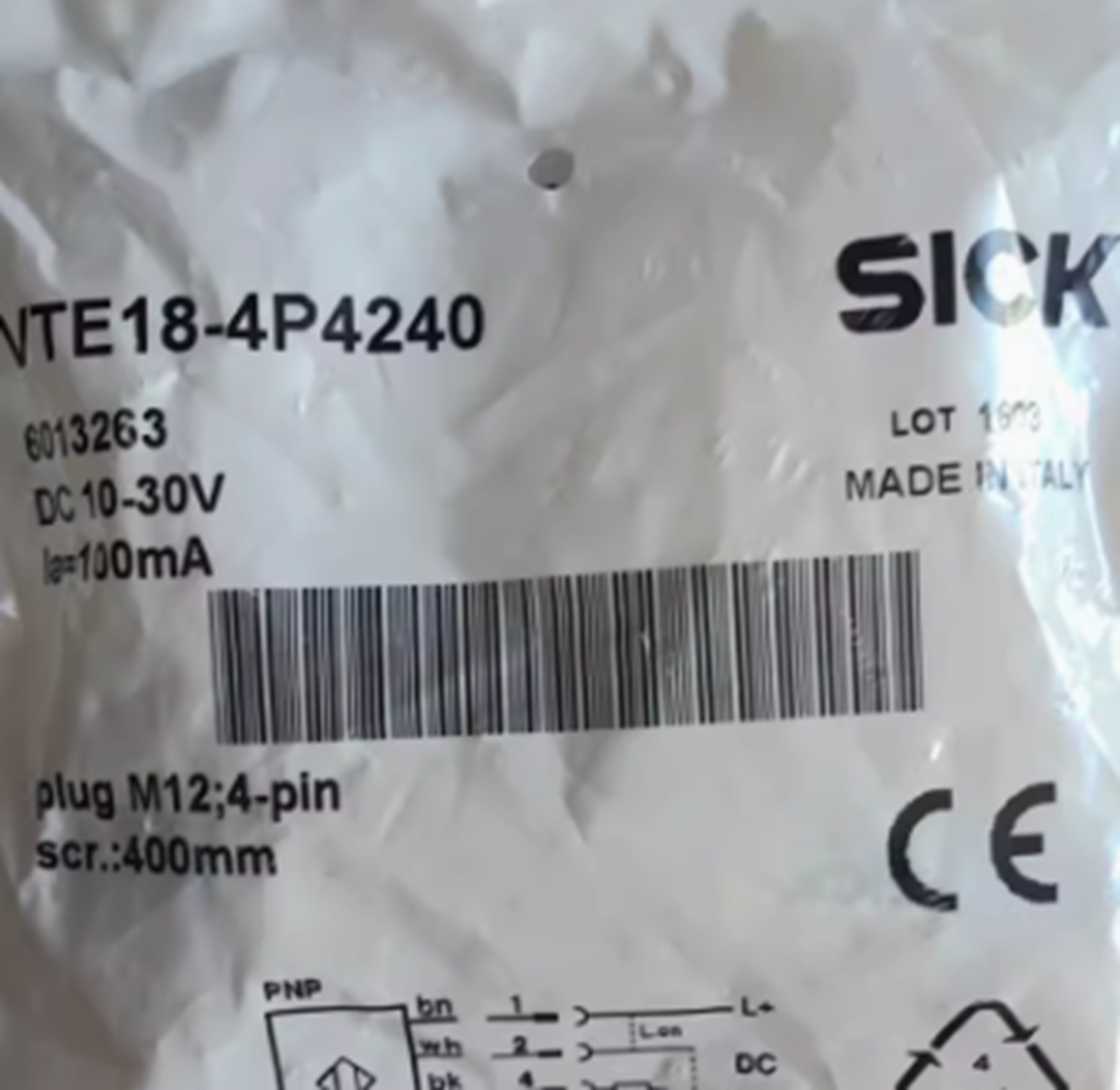 SICK VTE18-4P4240 V18 4-Pin Connector Reflective Photoelectric Proximity Sensor