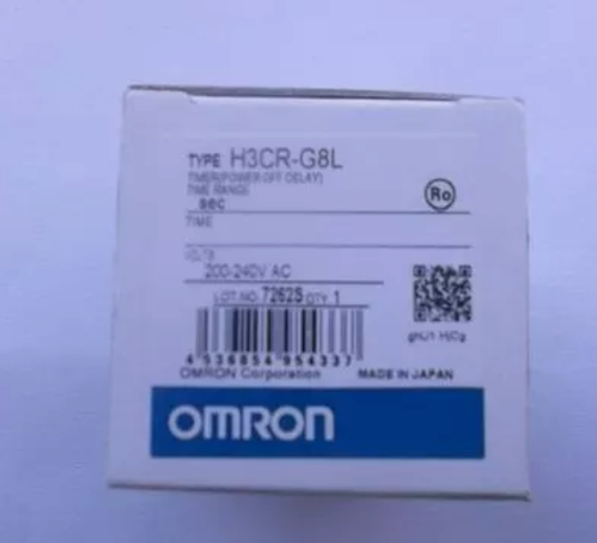 OMRON H3CR-G8L ANALOG TIMER SWITCH RELAY AC200-240 - OMRON