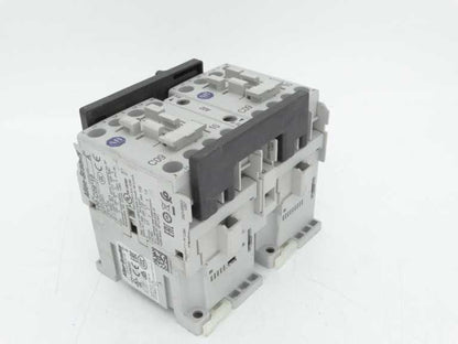 Allen Bradley 104-C09D22 Series B Contactor with 24VDC 60Hz 120W 1-Pole 200A 2000VDC 150°F-450°F 2-Pole 4-220VAC 2-4-200VAC 150°F-450°F - ALLEN BRADLEY