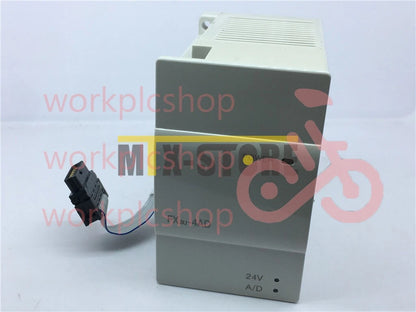 1pcs FX3U-4AD FX3U4AD Mitsubishi MELSEC