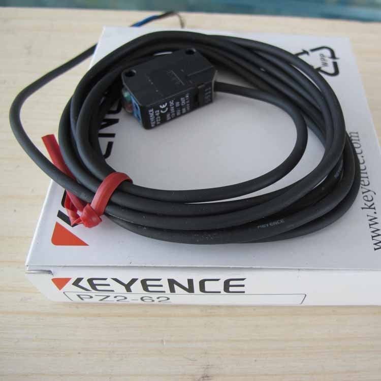 Keyence PZ2-62 PZ262 Photoelectric Sensor  Free Shipping