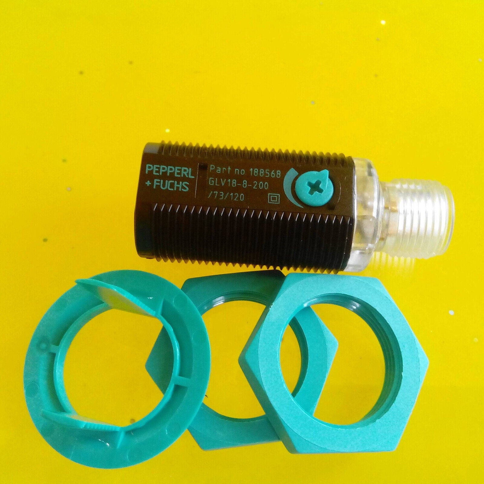 1PC Pepperl+ Fuchs GLV18-8-200/73/120 Photoelectric Sensor - PEPPERL+ FUCHS