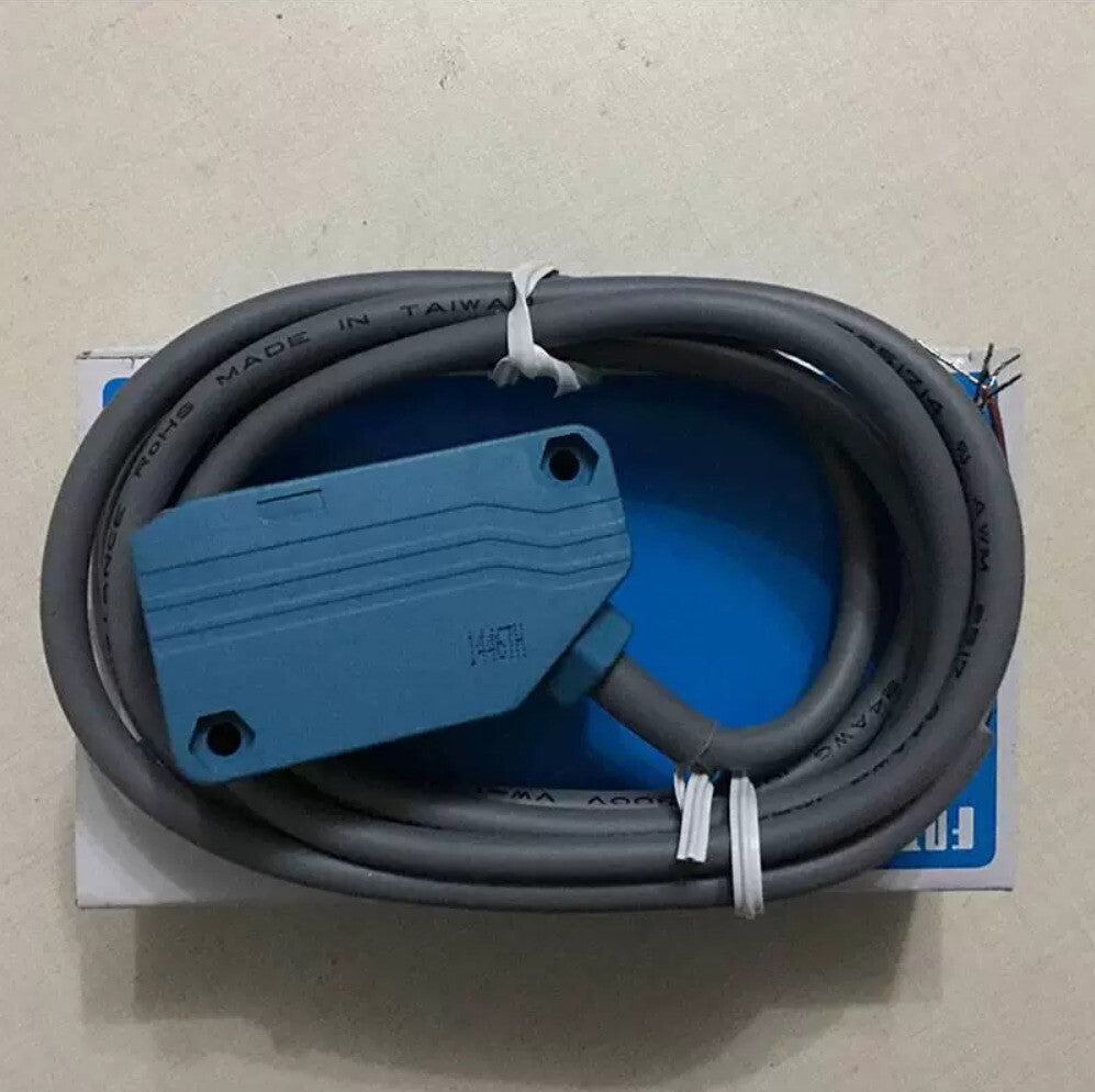 1PC  Fotek E3G-8MX E3G-8MX+MR-1+BR-1 Photo Sensor  Free Ship