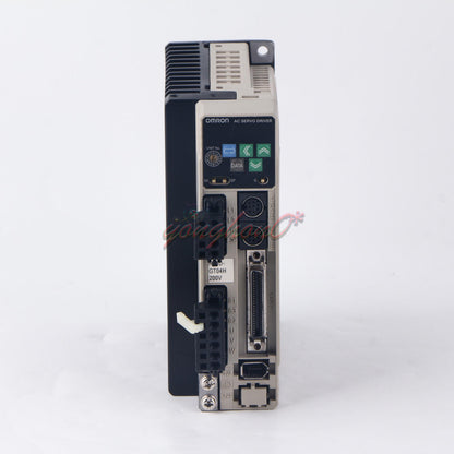 OMRON Servo Drive R88D GT04H - OMRON