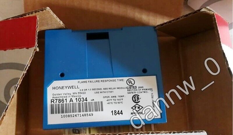 new  Honeywell R7861A1034 Combustion controller flame signal amplifier#YC