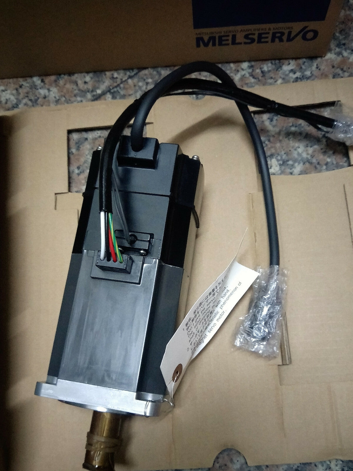 1PC MITSUBISHI SERVO MOTOR HC-MFS73BK-S9