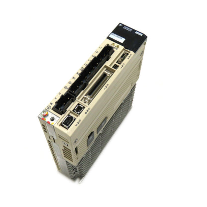 New In Box For Yaskawa SGDV-2R8A01B002000 Servo Drive - YASKAWA