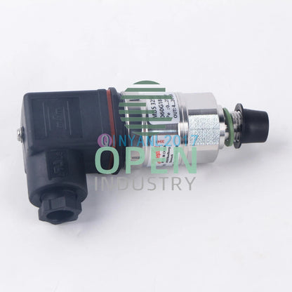 1PCS Danfoss sensor 060G1865