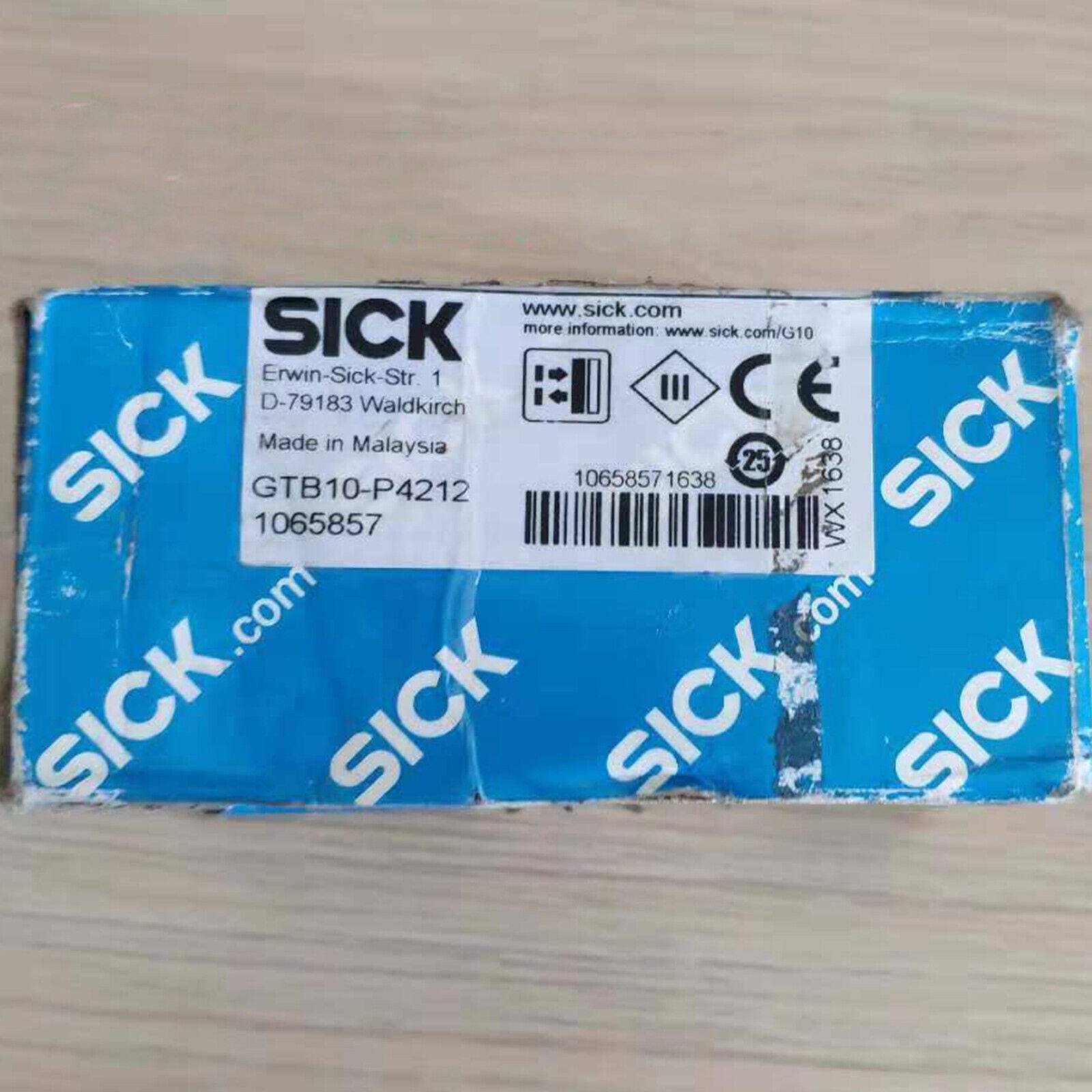 ONE Proximity Sensor GTB10-P4212 - SICK