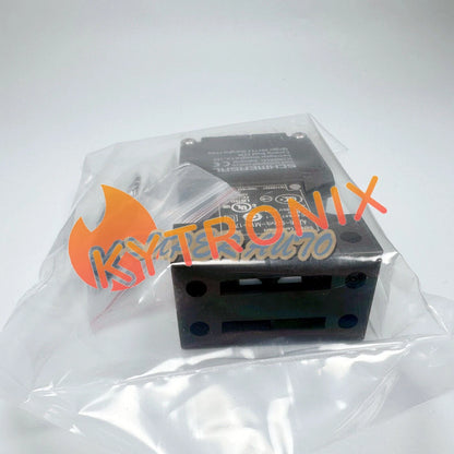 1PC SCHMERSAL safety door switch AZ16-02ZVRK-M16-1762