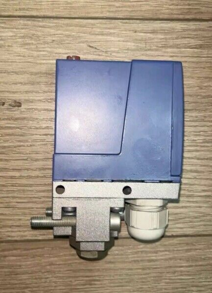New XMLA020A2S11 Pressure Switch - KOEED