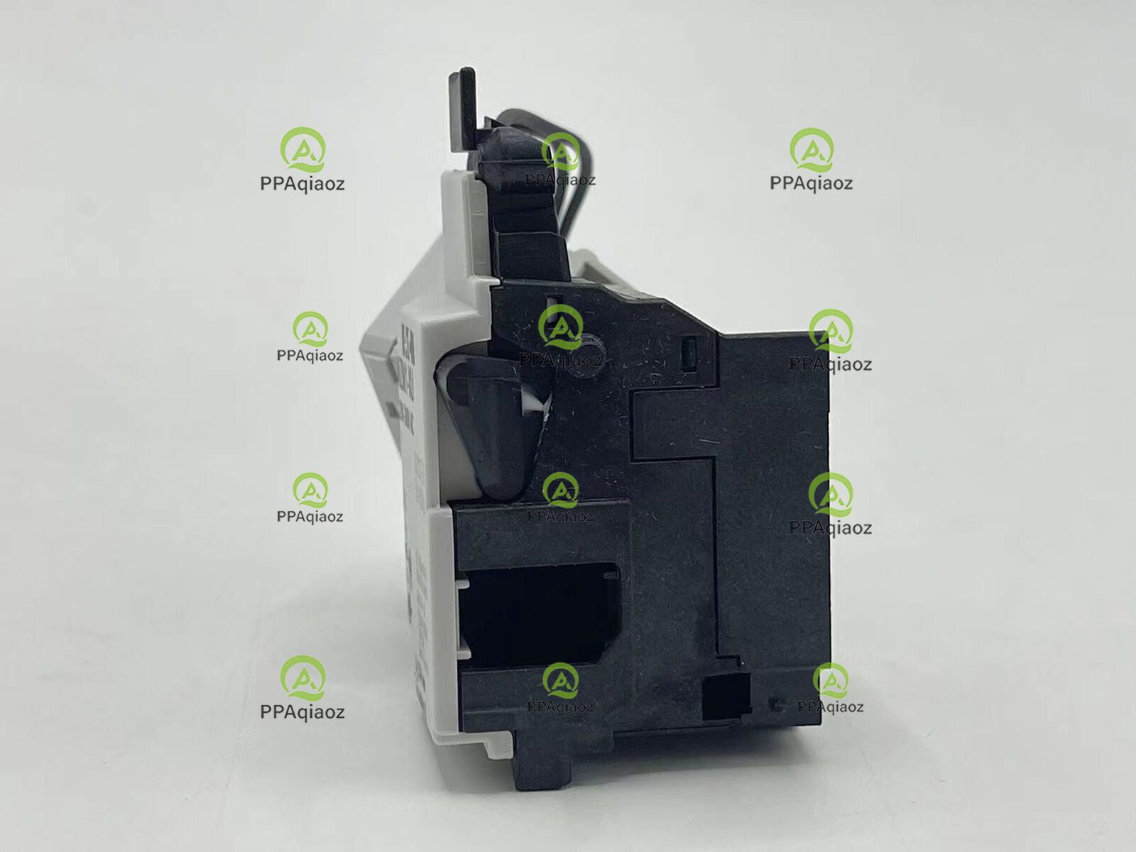 EATON 1Pcs Breaker Undervoltage Coil NZM1-XU208-240AC Rapid delivery - EATON