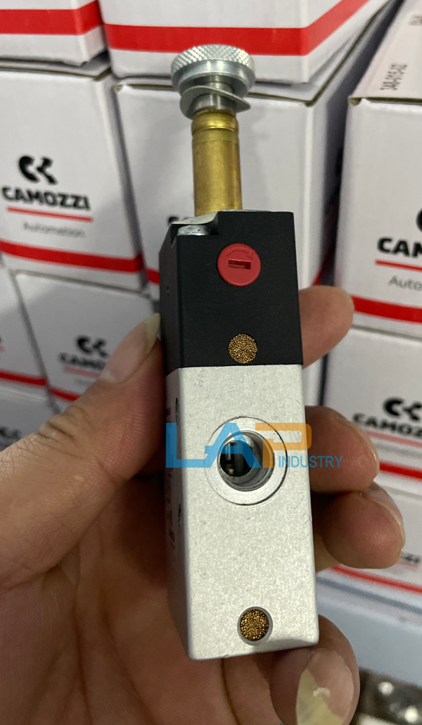 CAMOZZI Solenoid Valve Model 348-015-02 - 1 PCS - CAMOZZI