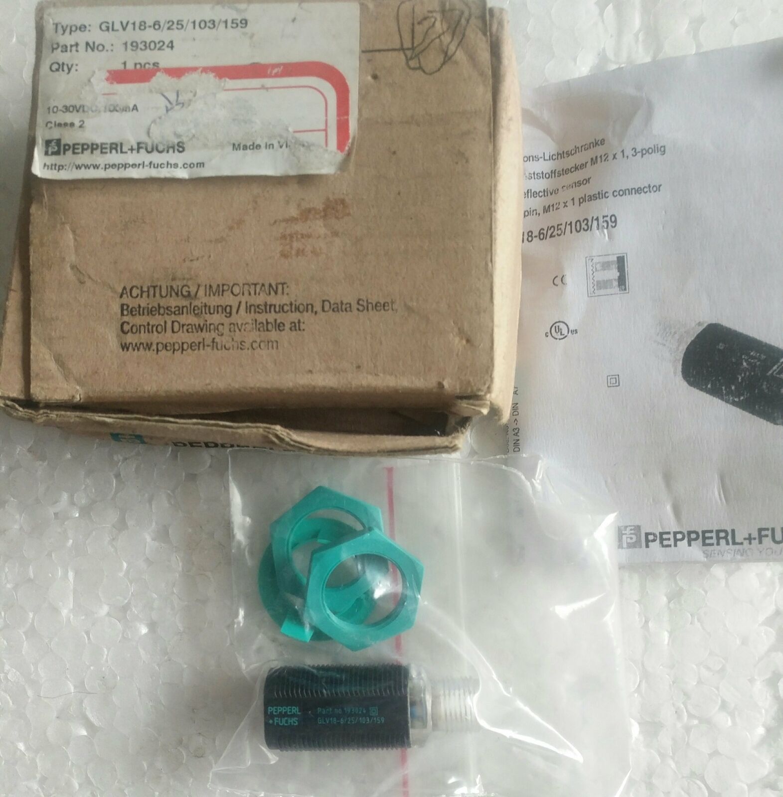 Pepperl+Fuchs Retroreflective Sensor GLV18 - PEPPERL+FUCHS