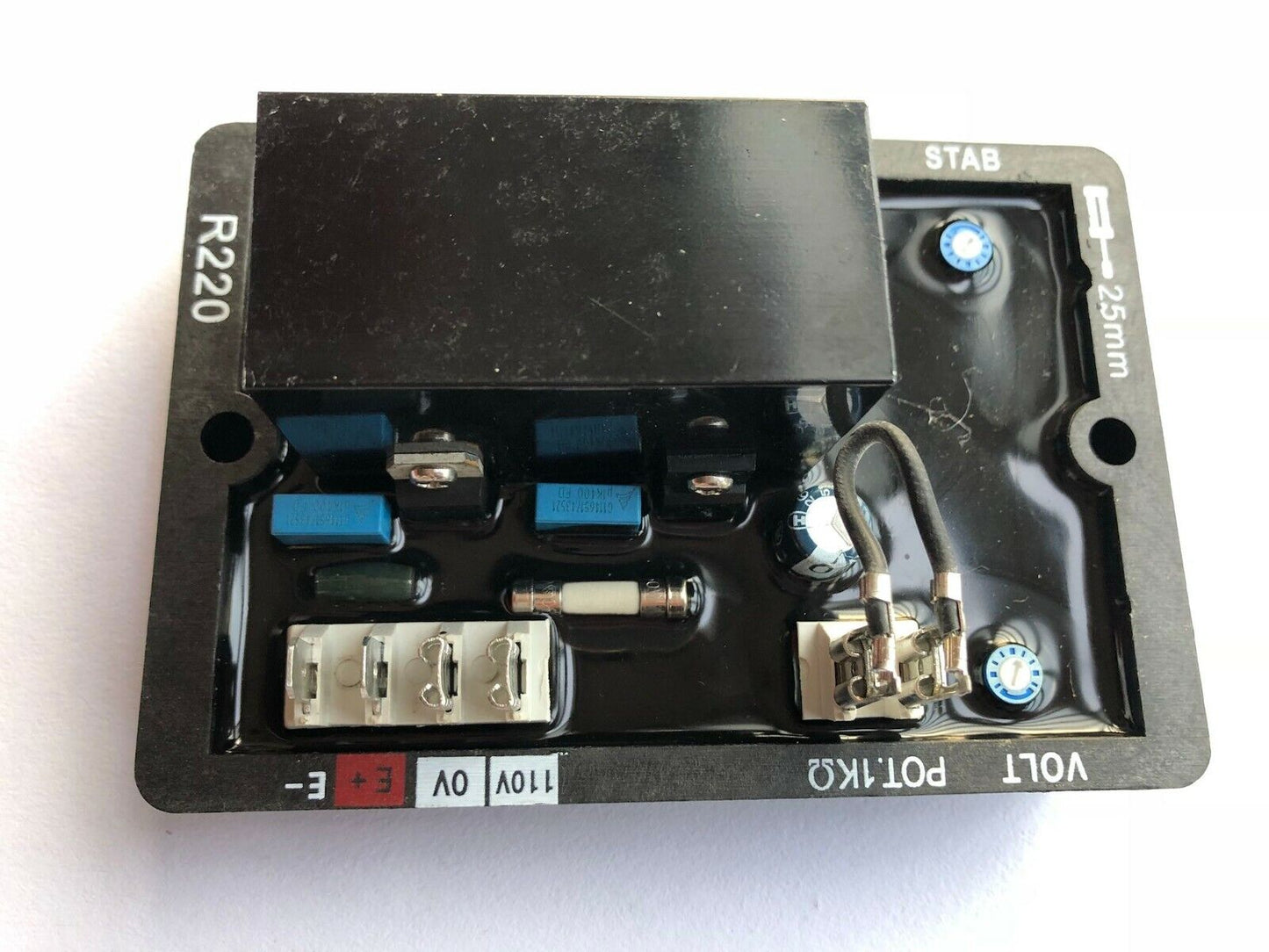 Voltage Regulator AVR R220 - VOLTAGE REGULATOR