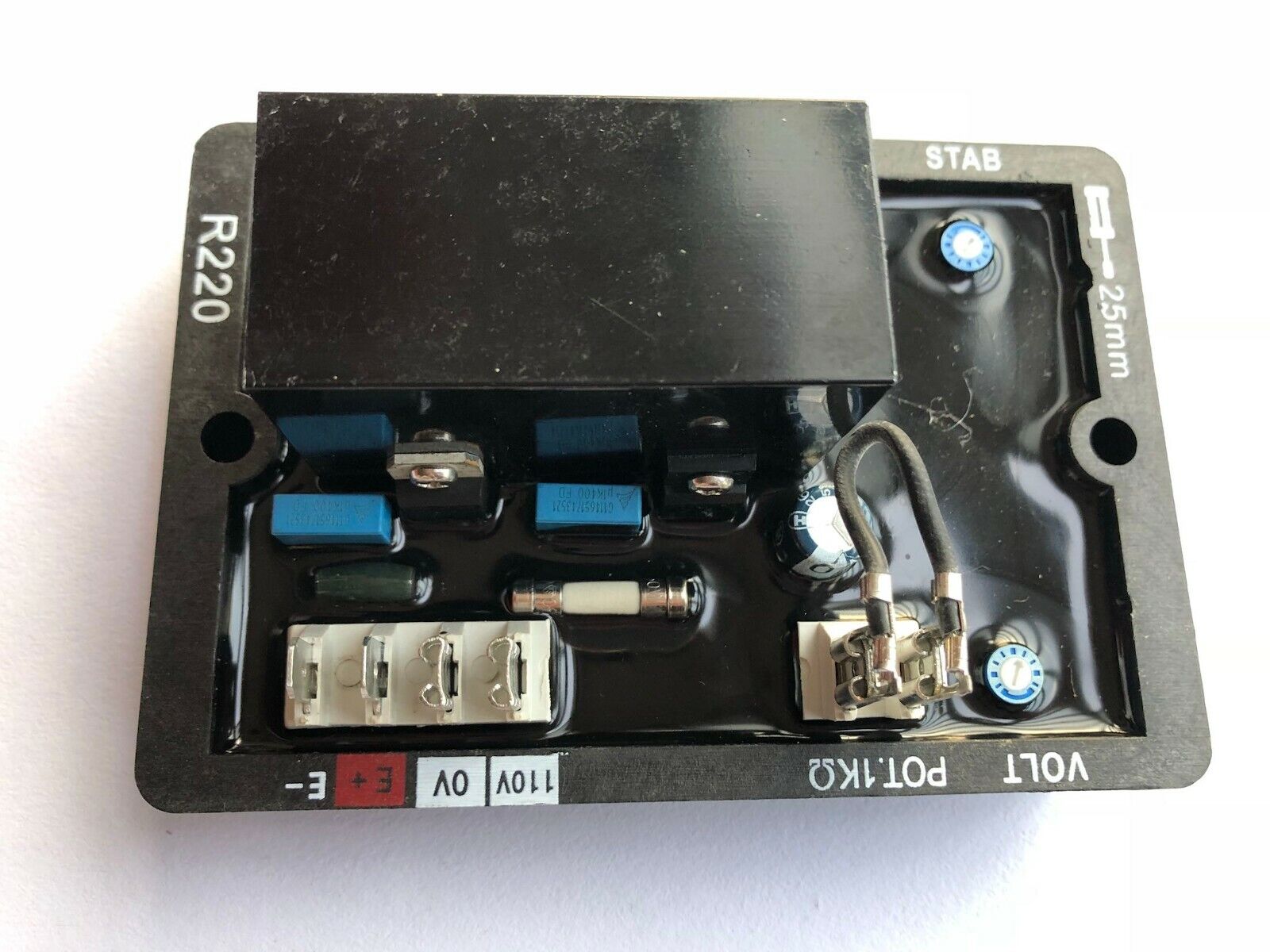 Voltage Regulator AVR R220 - VOLTAGE REGULATOR