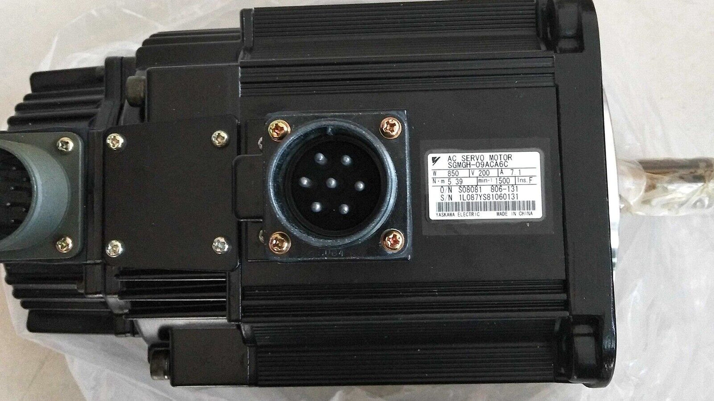 YASKAWA SGMGH-09ACA6C Servo Motor - YASKAWA