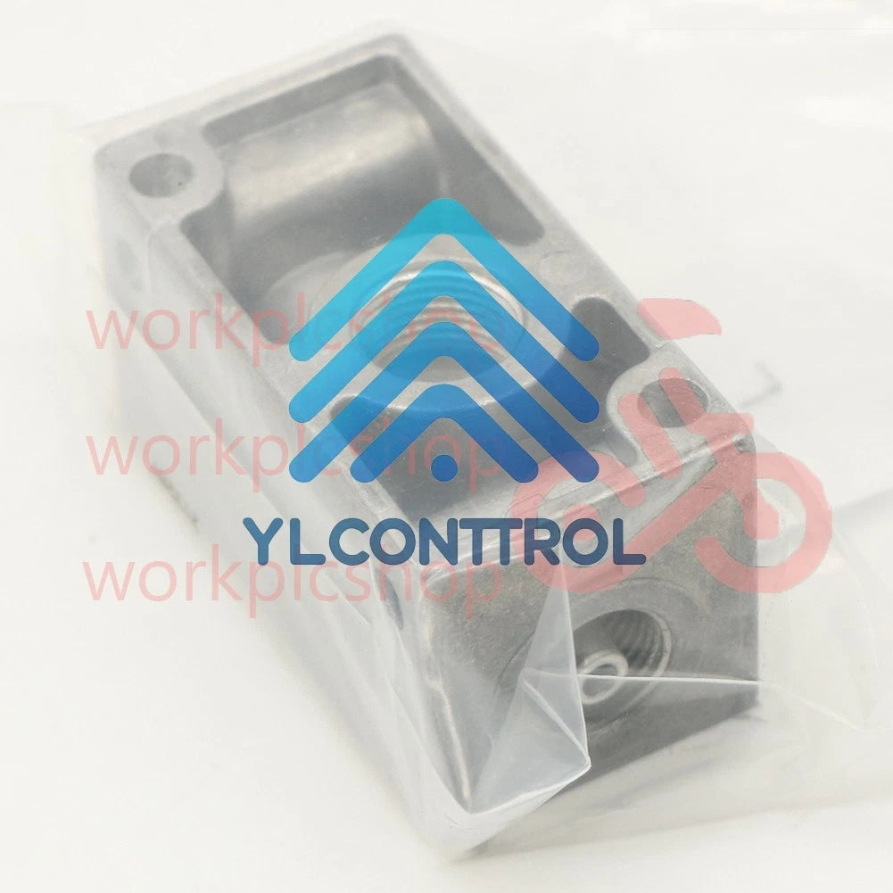 1PCS Festo VAD-3/8 19294 Vacuum Generator VAD3/8 #US